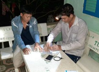 BÀN GIAO HEO GIỐNG CHO HỘ NUÔI TẠI TỈNH HẬU GIANG – HEO RỪNG MIỀN TÂY