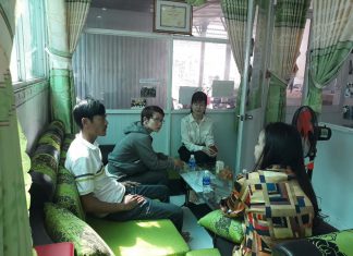 KHÁCH THAM QUAN CÔNG TY – HEO RỪNG MIỀN TÂY